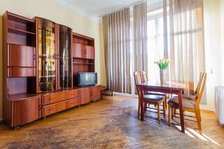 Апартаменты Apartment with lovely balcony Киев Апартаменты-10
