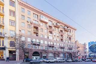 Апартаменты Apartment with lovely balcony Киев Апартаменты-16