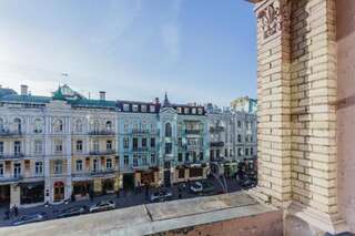 Апартаменты Apartment with lovely balcony Киев Апартаменты-25